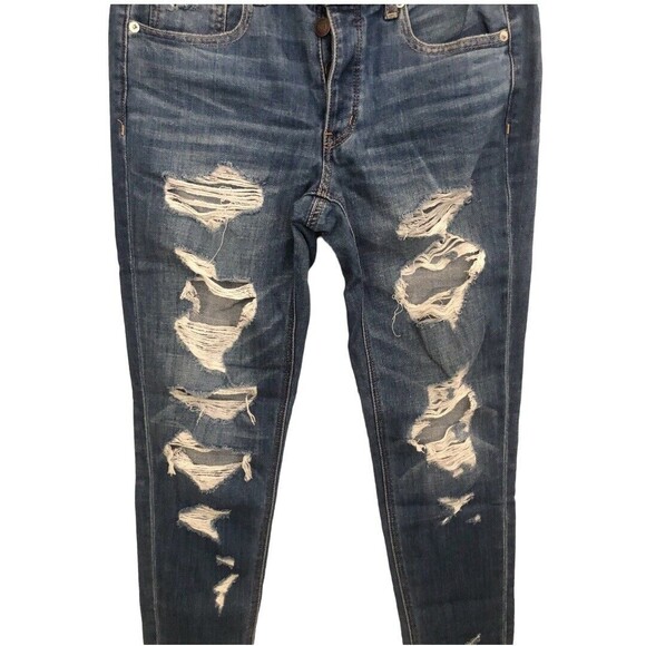American Eagle AEO Tomgirl Distressed Jeans Size 2 Light Wash - Picture 5 of 13